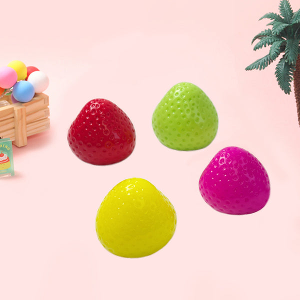 4PC Random Strawberry Squishy Pack